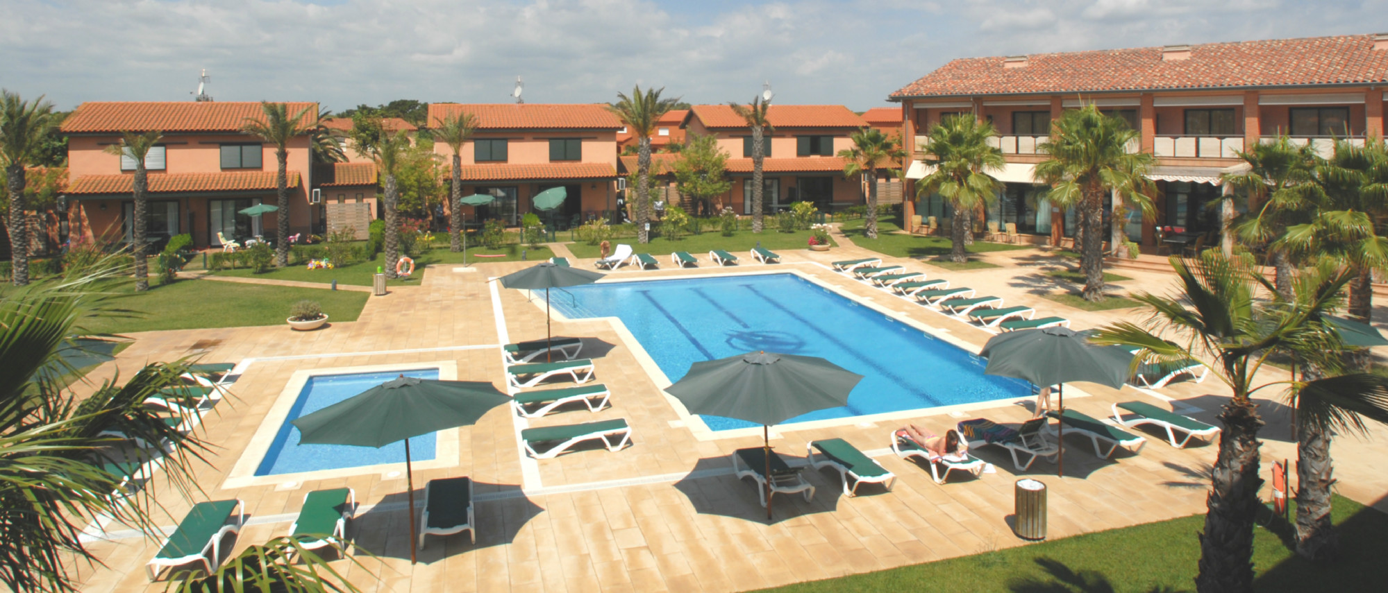 HOTELES
